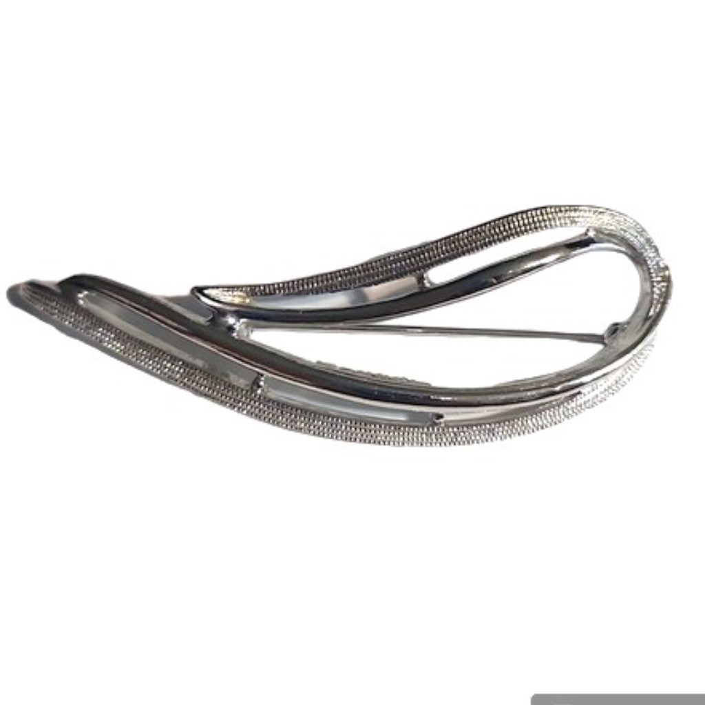 Vintage 1958 Sarah Coventry Silver Toned Brooch Titled Stunning 18$